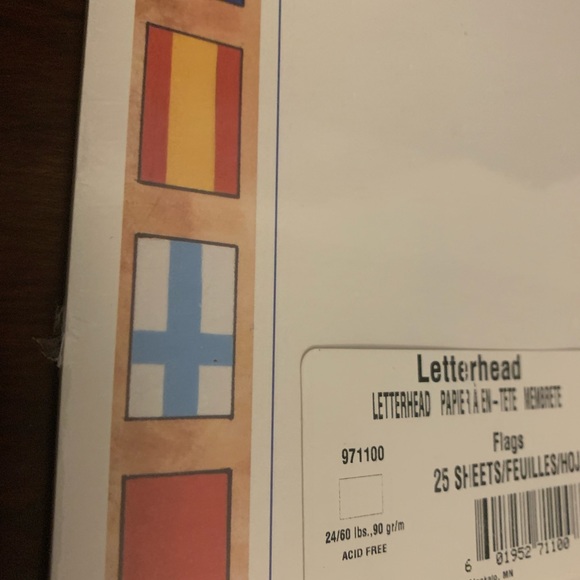 6 different sets of printed paper 📝 - Picture 11 of 13